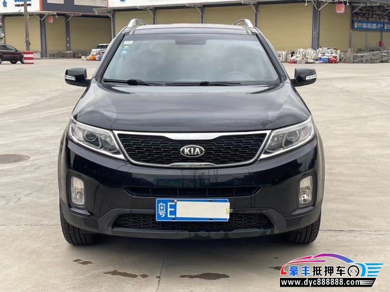 13年起亚索兰托轿车抵押车出售