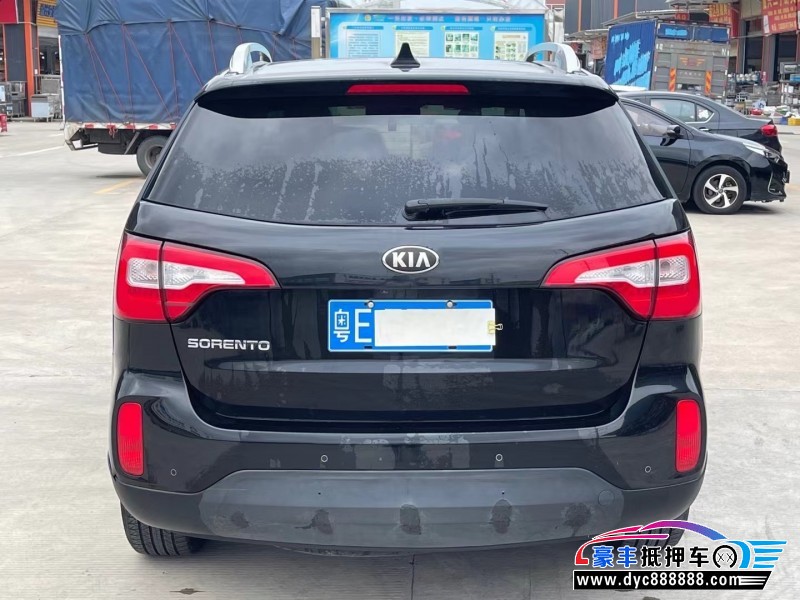 13年起亚索兰托轿车抵押车出售