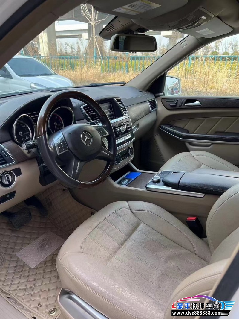 13年奔驰GLSUV抵押车出售