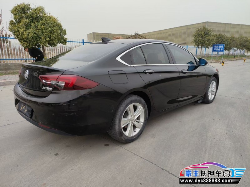 18年别克君威轿车抵押车出售