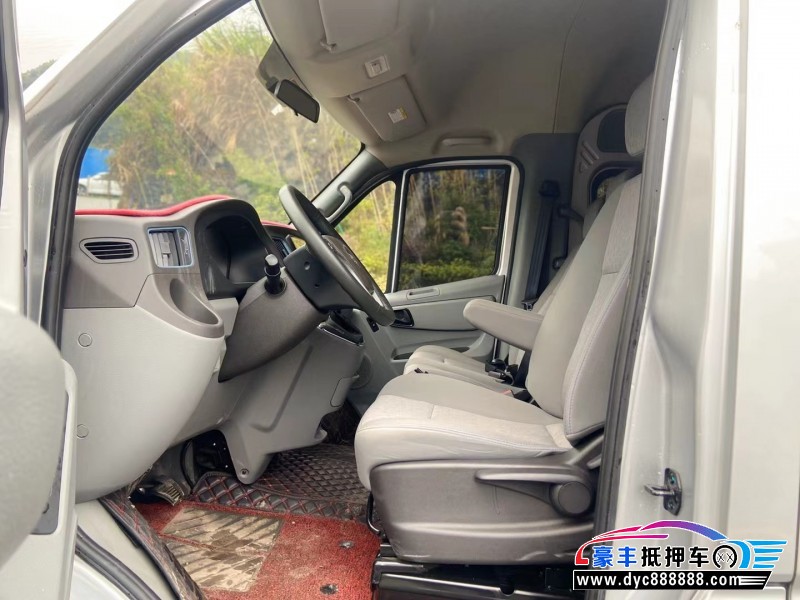 21年福田图雅诺MPV抵押车出售