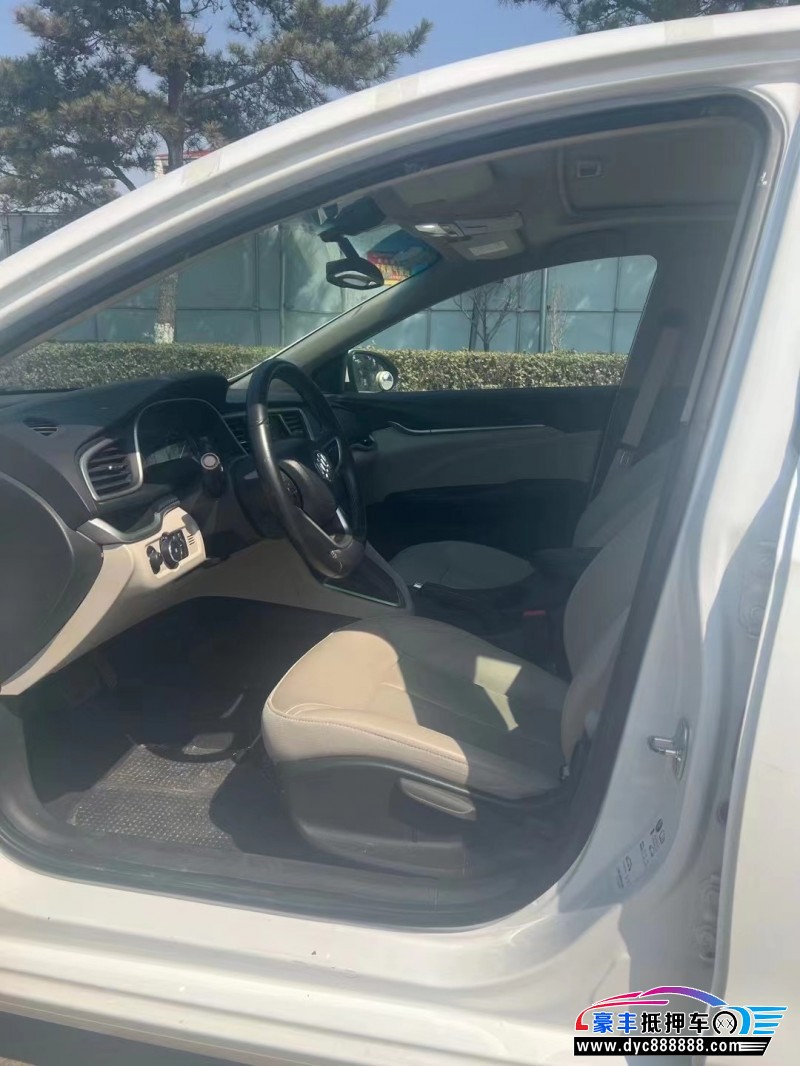 19年别克英朗轿车抵押车出售