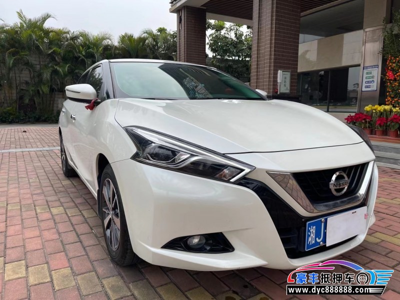 21年日产蓝鸟轿车抵押车出售