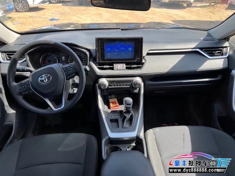 21年丰田RAV4SUV抵押车出售