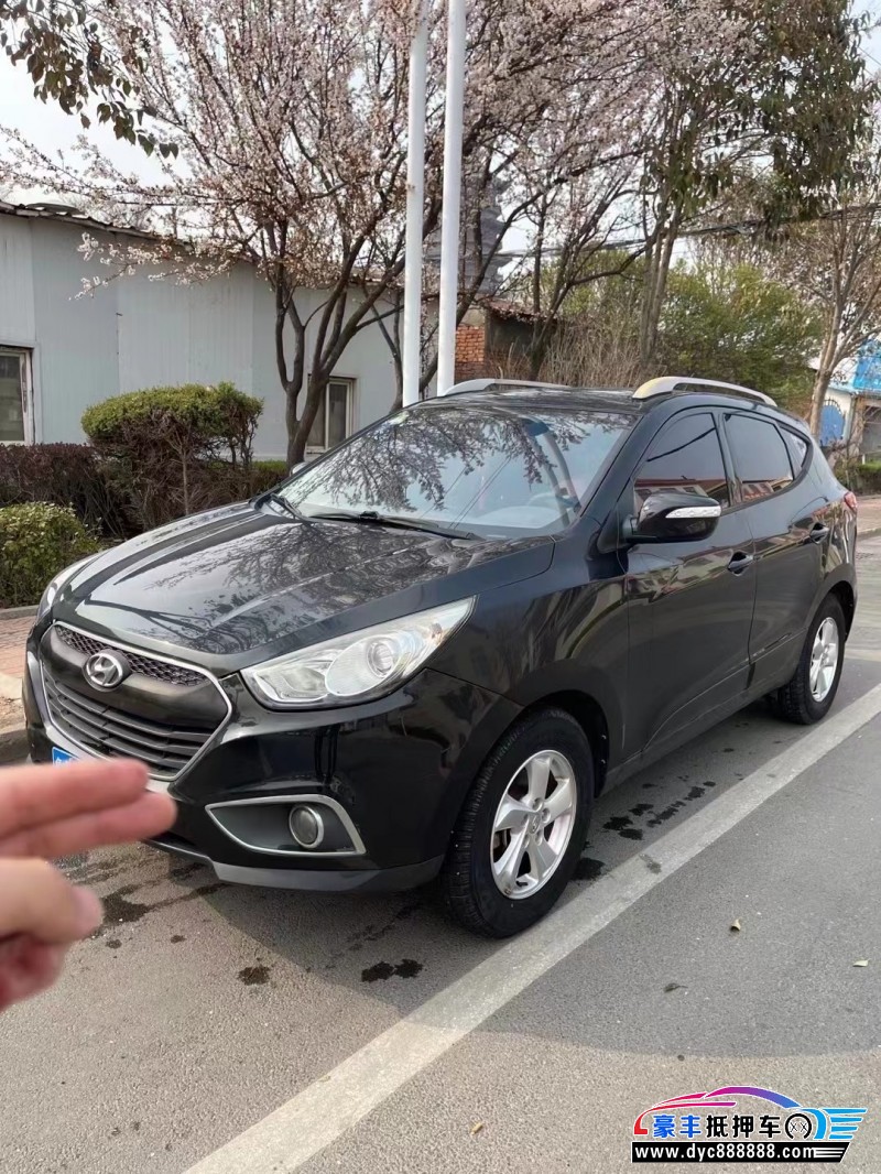 13年现代ix35SUV抵押车出售