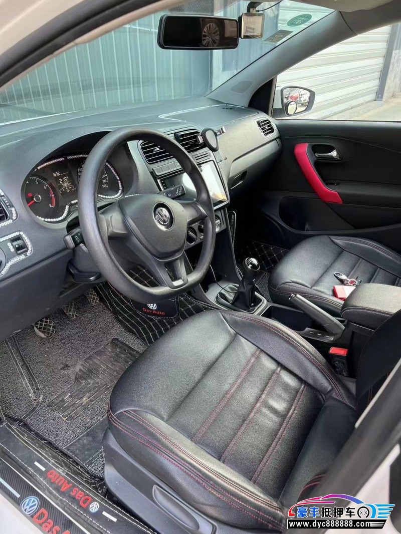 16年大众polo轿车抵押车出售