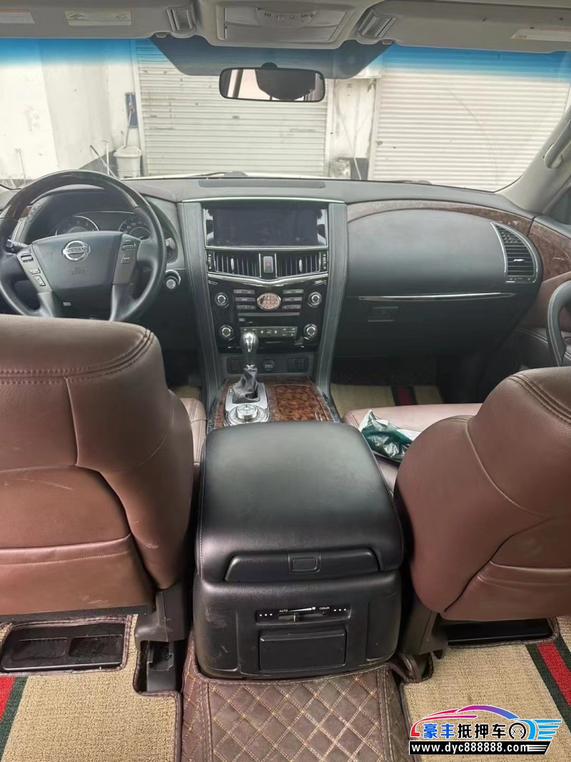 17年日产途乐SUV抵押车出售