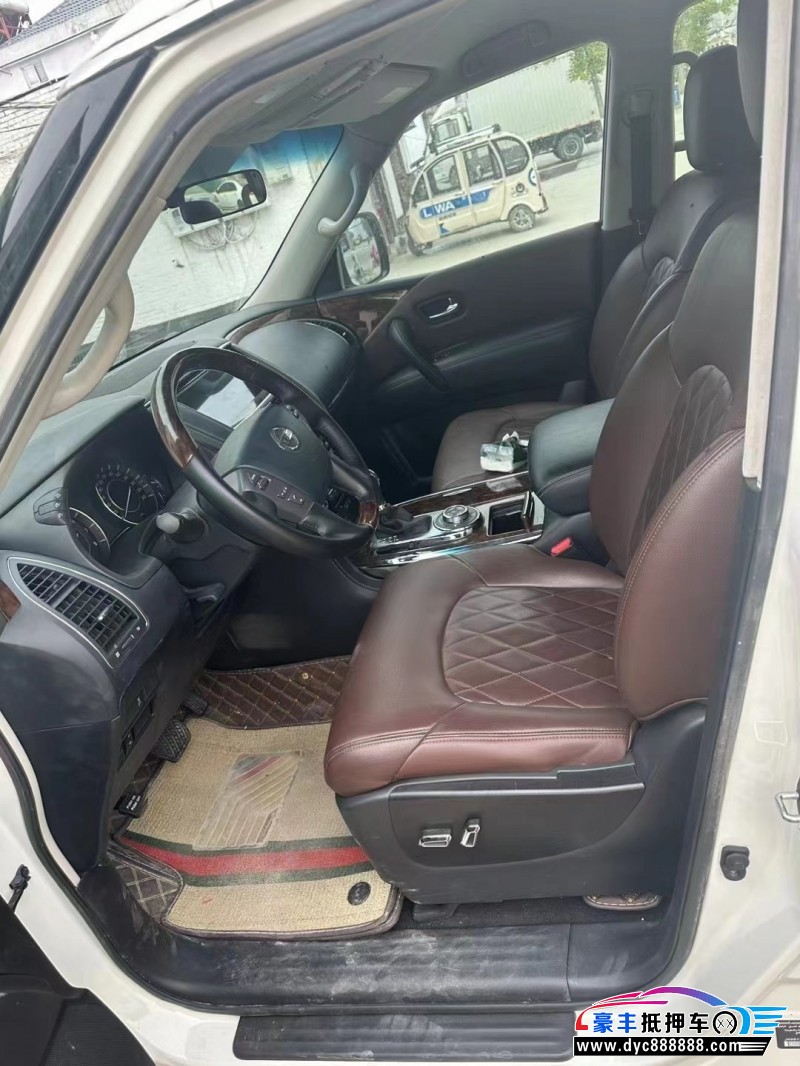 17年日产途乐SUV抵押车出售