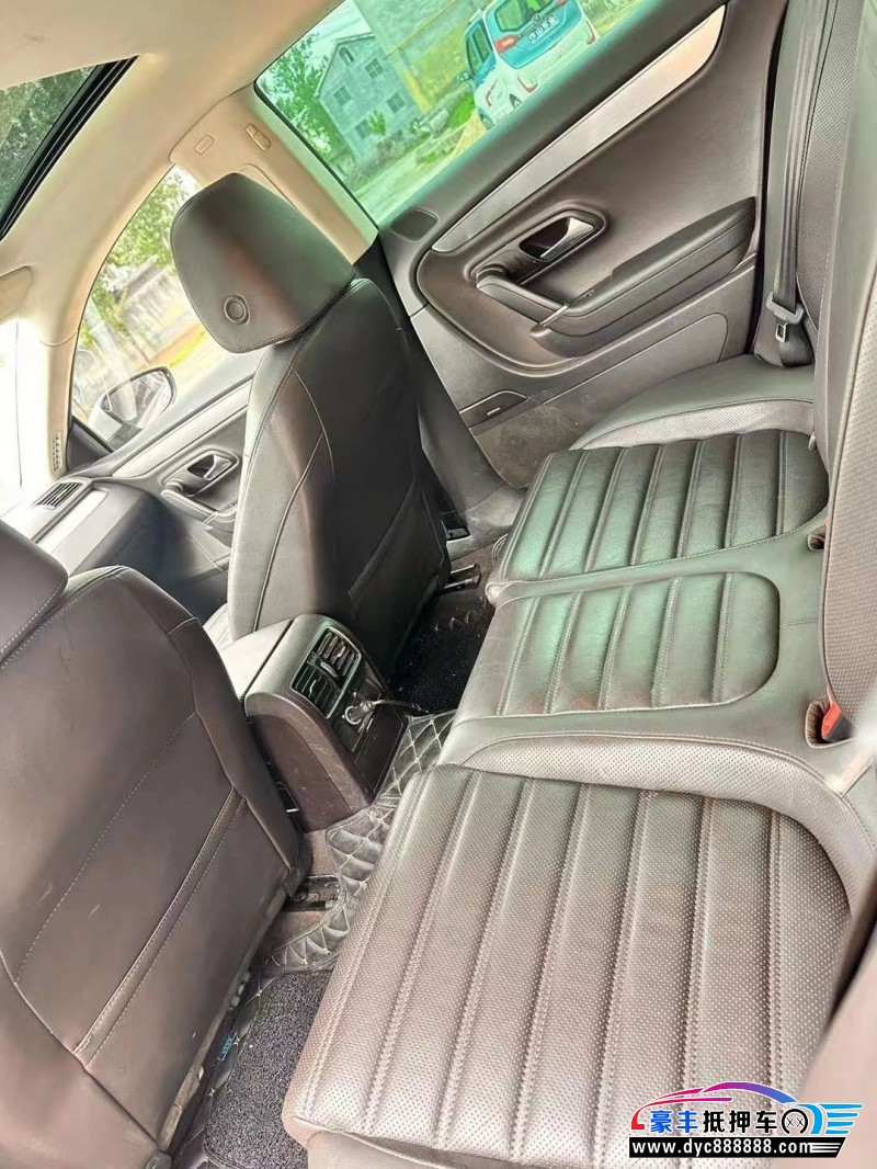 18年大众CC轿车抵押车出售