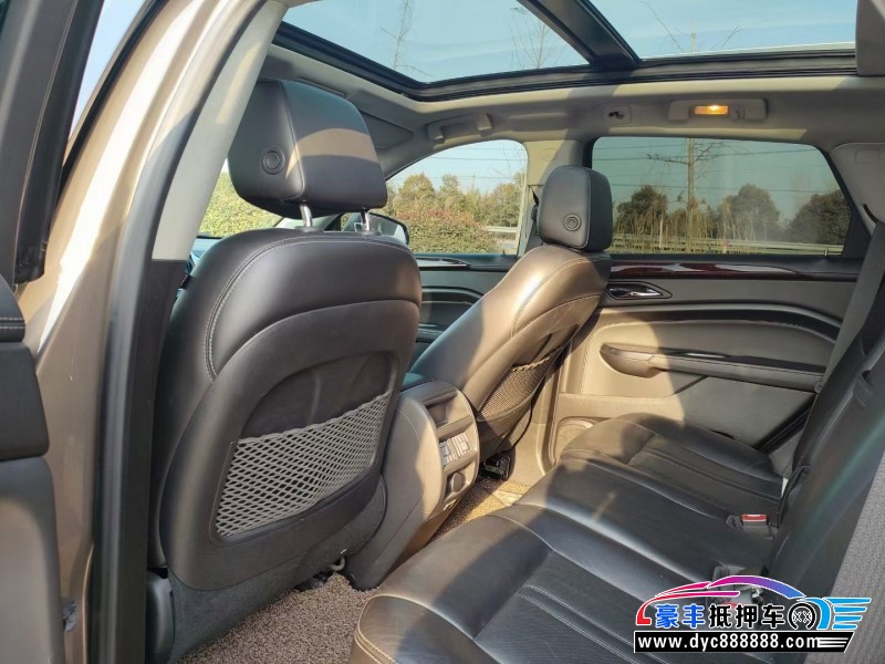 16年凯迪拉克SRX轿车抵押车出售