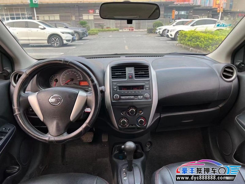 17年日产阳光轿车抵押车出售