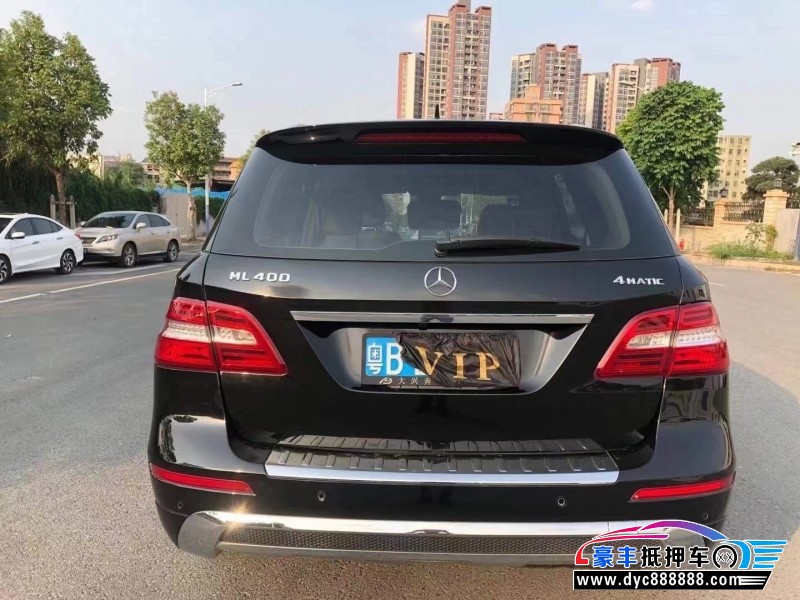 14年奔驰ML轿车抵押车出售