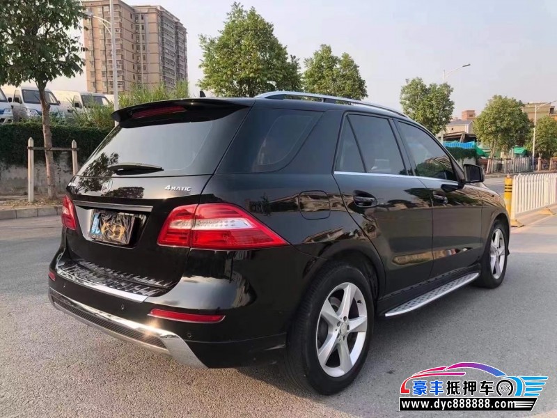 14年奔驰ML轿车抵押车出售