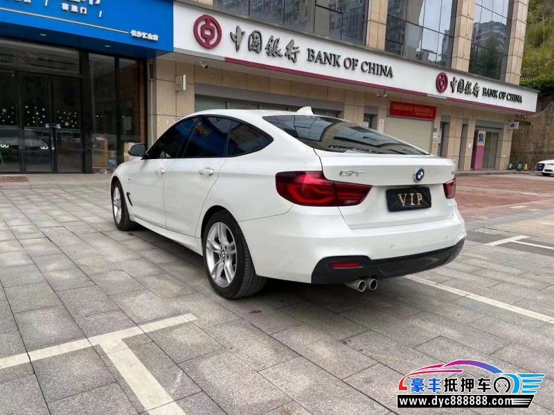 20年宝马3系轿车抵押车出售