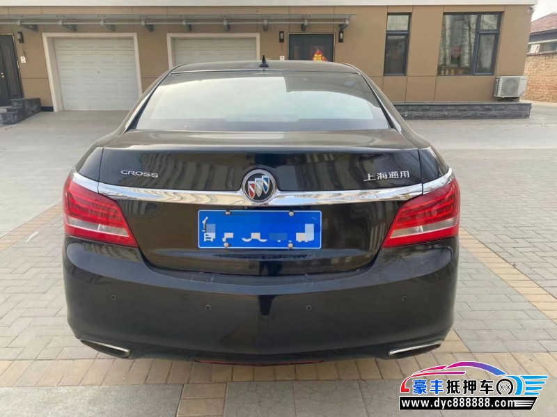 15年别克君越轿车抵押车出售