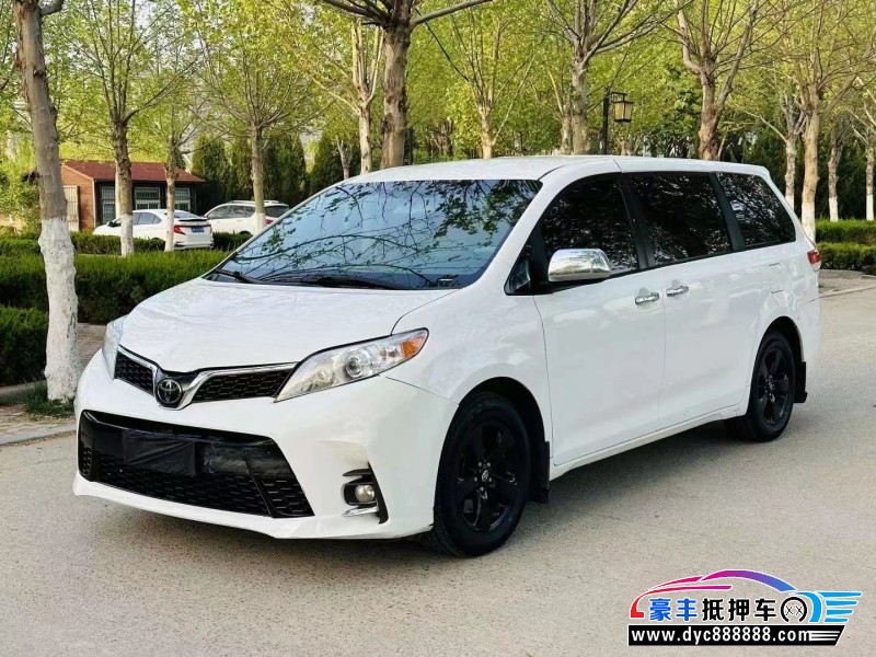 16年丰田塞纳轿车抵押车出售