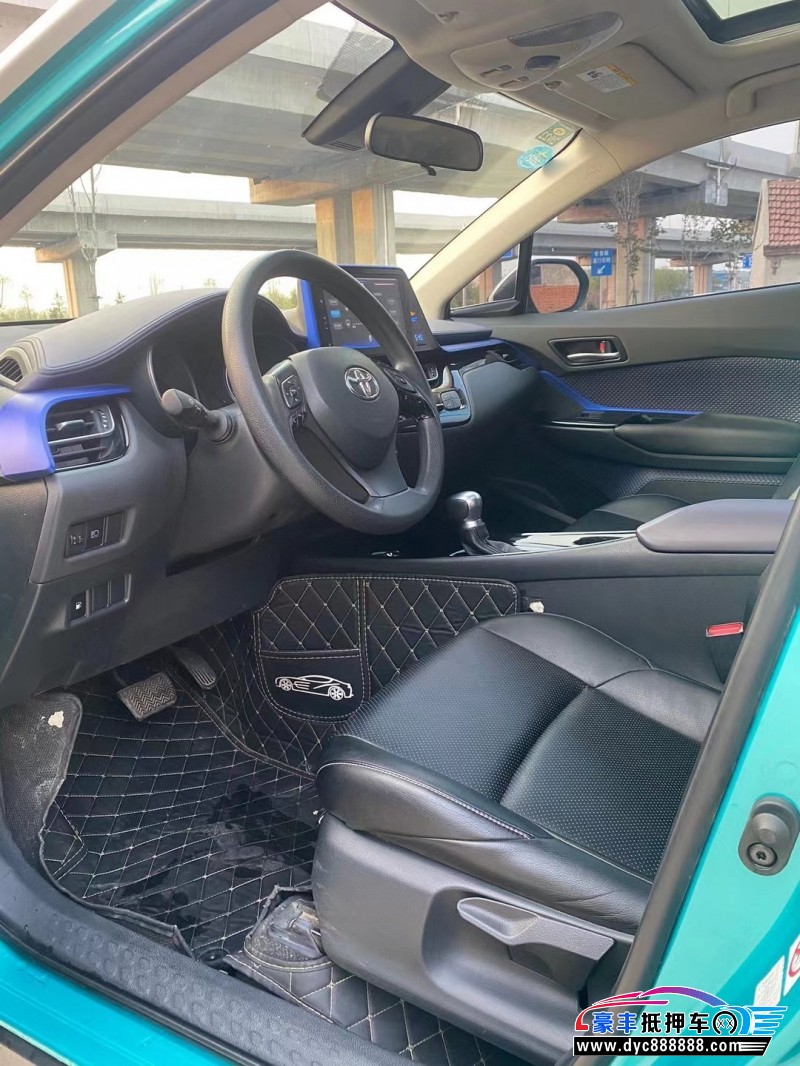 20年丰田C-HR轿车抵押车出售