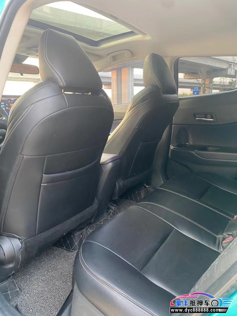 20年丰田C-HR轿车抵押车出售