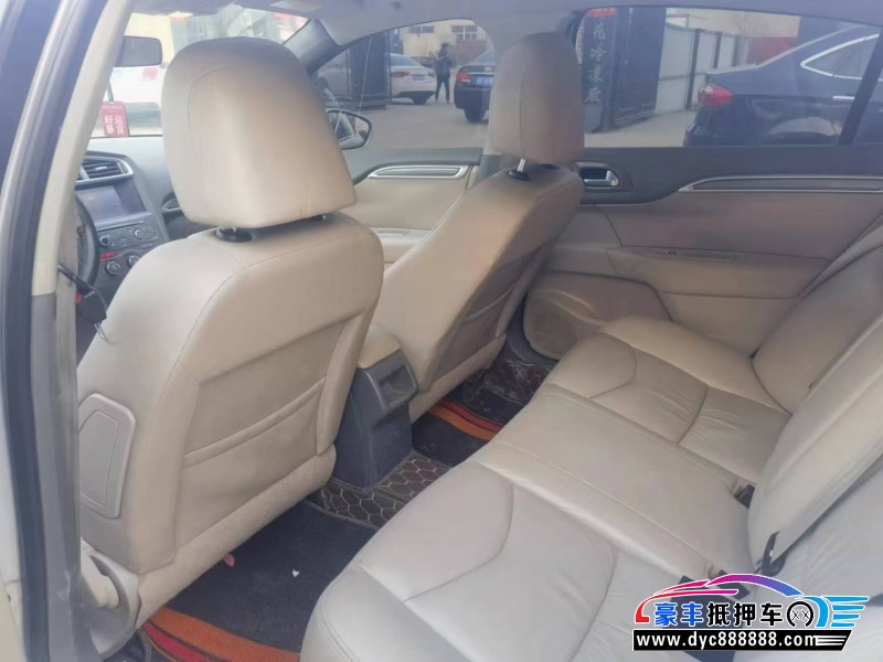 13年雪铁龙C4L轿车抵押车出售