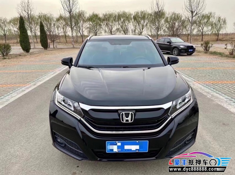 18年本田UR-V轿车抵押车出售