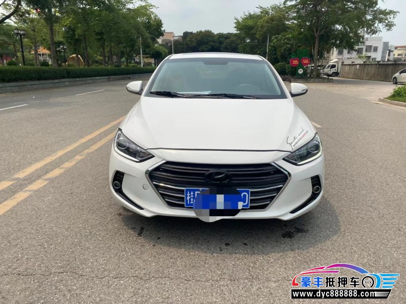 17年现代领动轿车抵押车出售