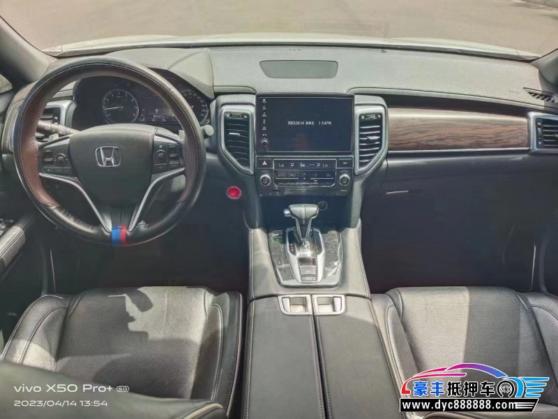 18年本田UR-V轿车抵押车出售