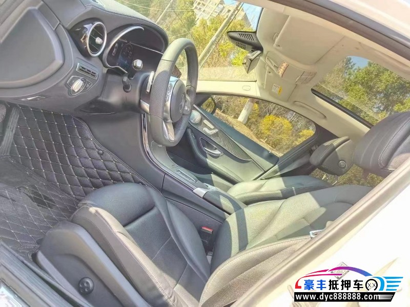 21年奔驰C级轿车抵押车出售