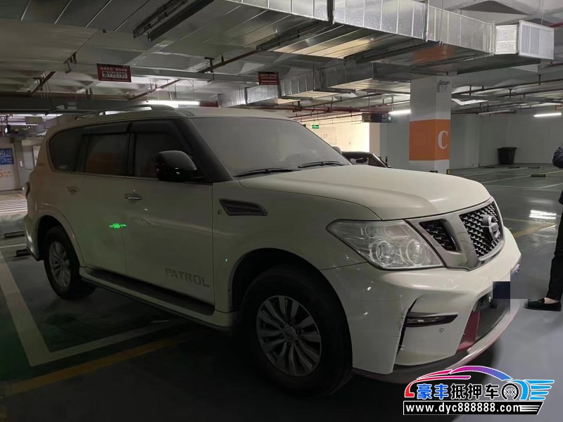 17年日产途乐轿车抵押车出售