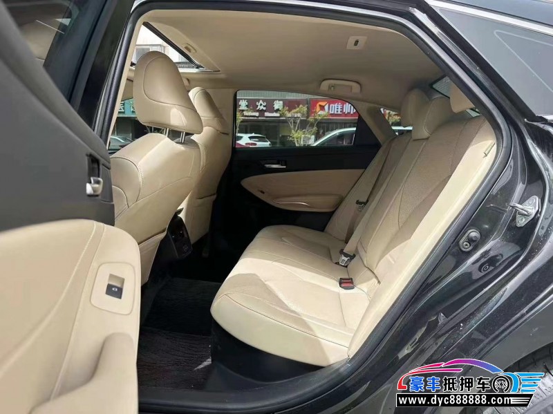 22年丰田亚洲龙轿车抵押车出售