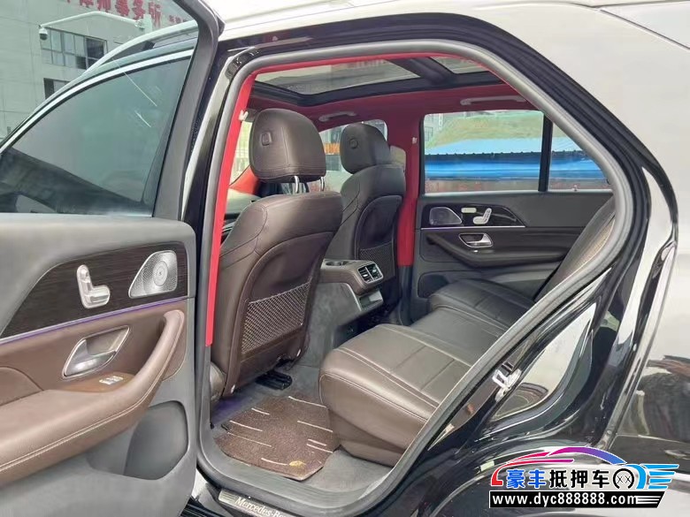 20年奔驰GLE轿车抵押车出售