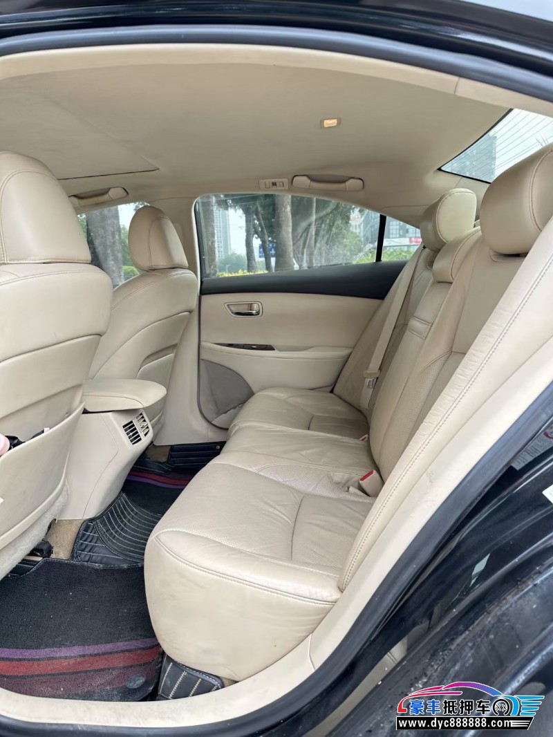 11年雷克萨斯ES轿车抵押车出售