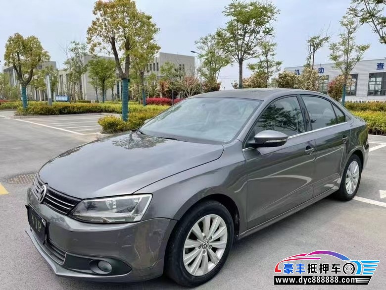 15年大众速腾轿车抵押车出售