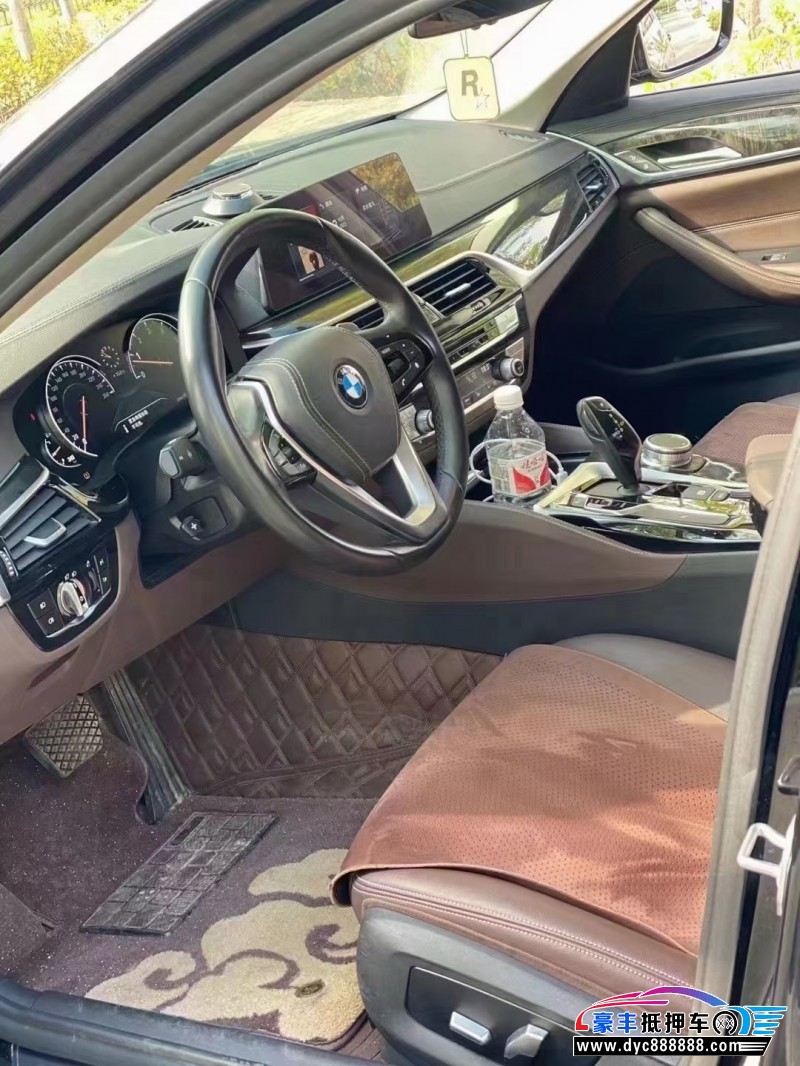 18年宝马5系轿车抵押车出售