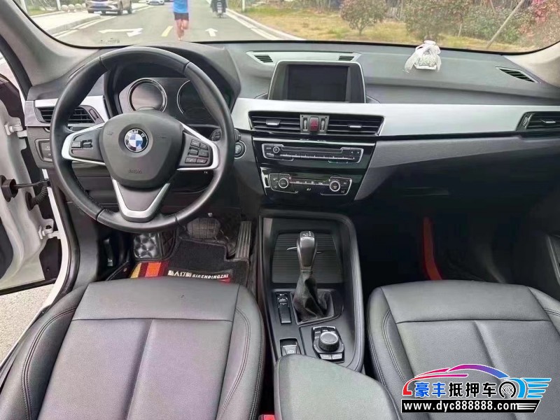 18年宝马X1轿车抵押车出售