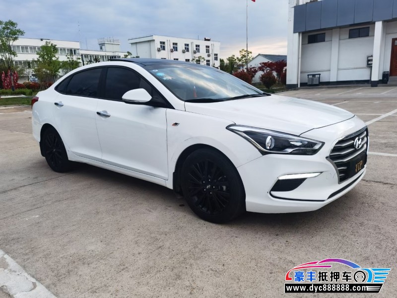 19年现代名图轿车抵押车出售