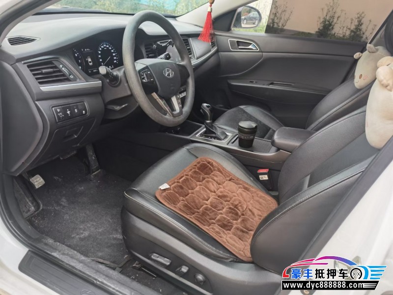 19年现代名图轿车抵押车出售