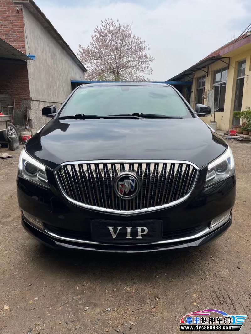 15年别克君越轿车抵押车出售