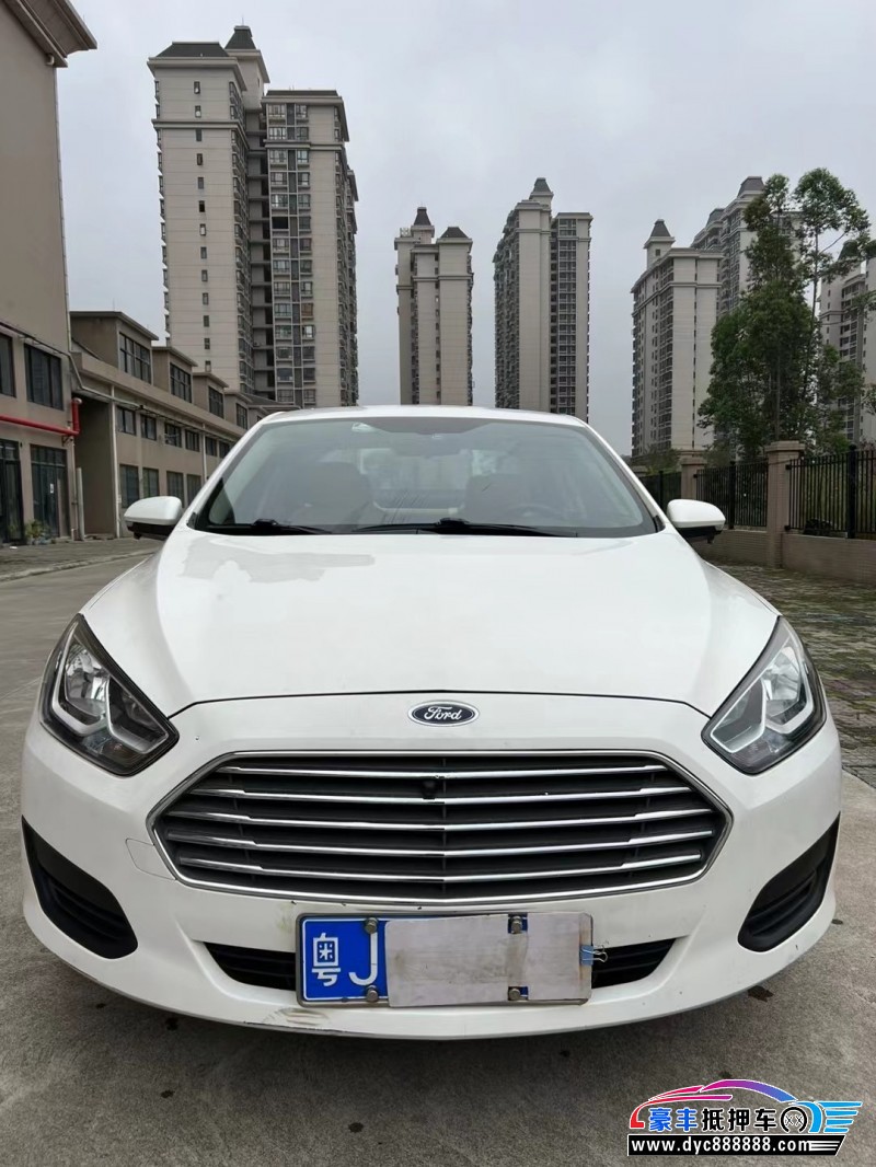 18年福特福睿斯轿车抵押车出售