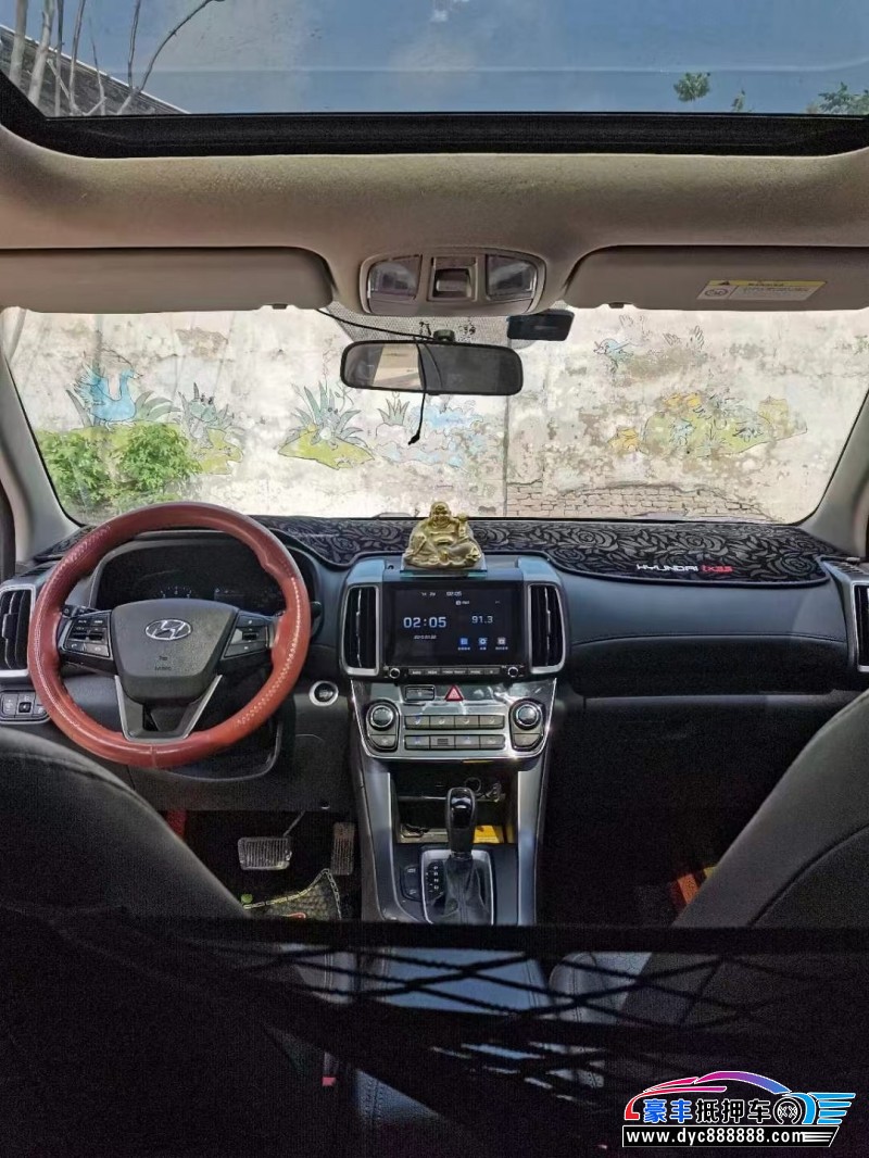 18年现代ix35SUV抵押车出售