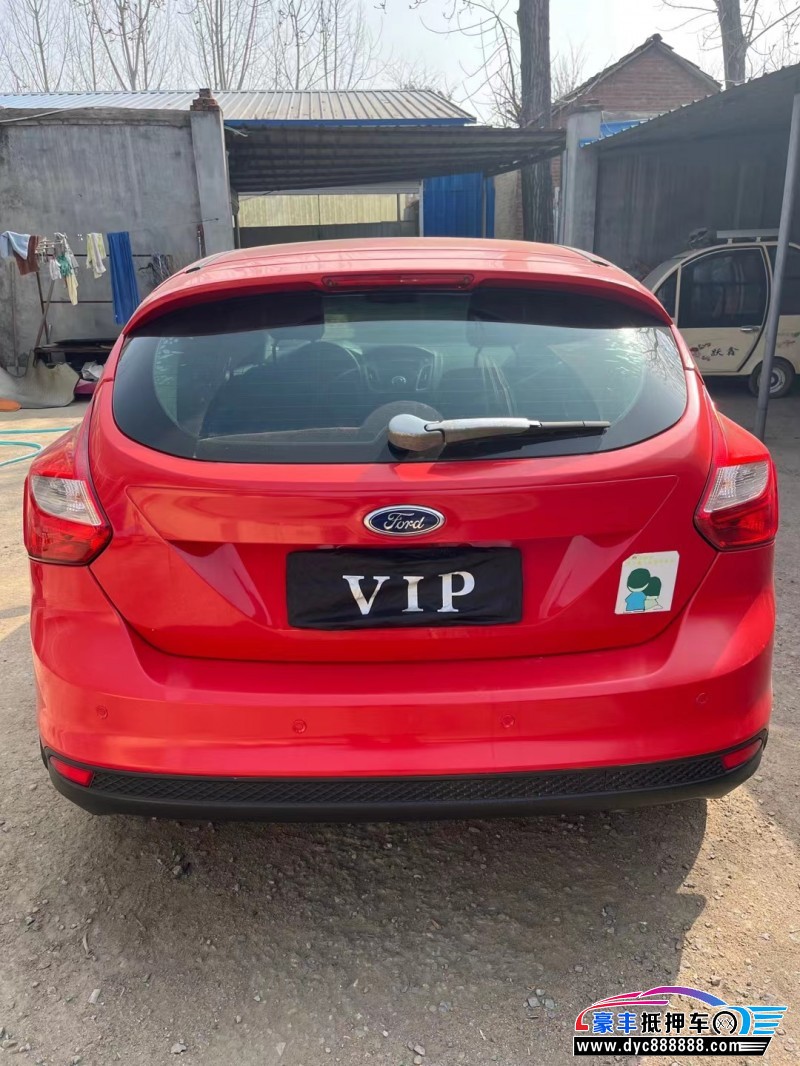 12年福特福克斯轿车抵押车出售