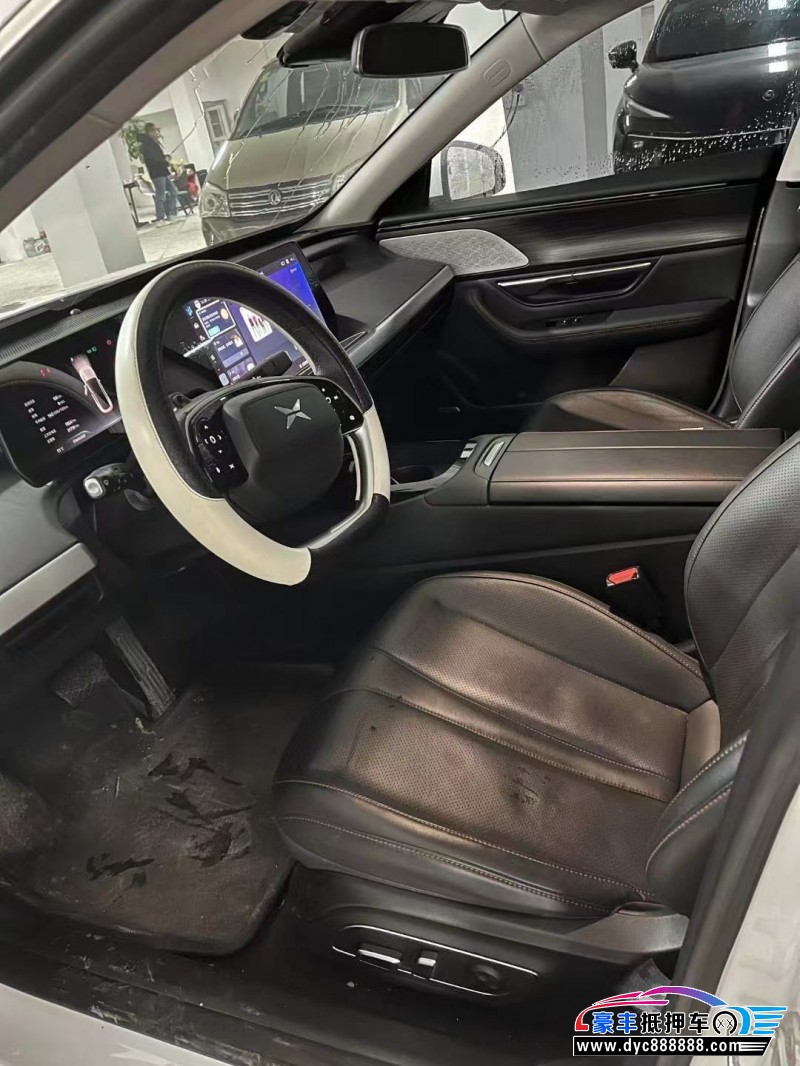 21年小鹏汽车P7轿车抵押车出售