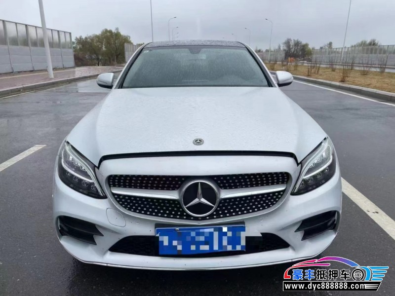 20年奔驰C级轿车抵押车出售