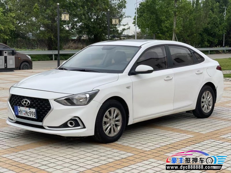 18年现代悦动轿车抵押车出售