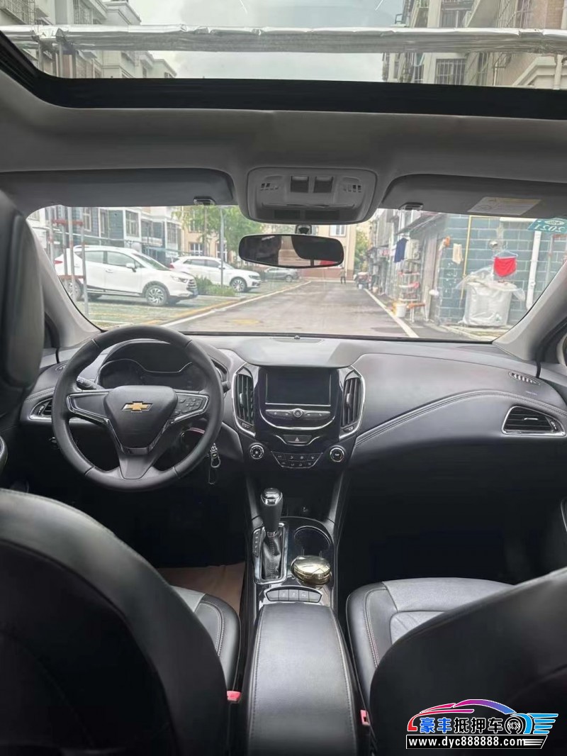 17年雪佛兰科鲁兹轿车抵押车出售