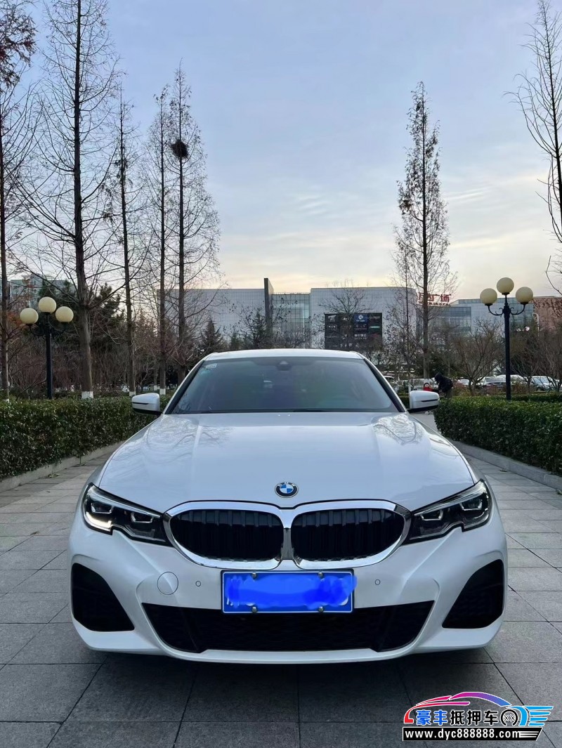 21年宝马3系轿车抵押车出售