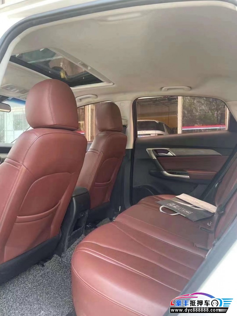 19年北汽绅宝D50轿车抵押车出售