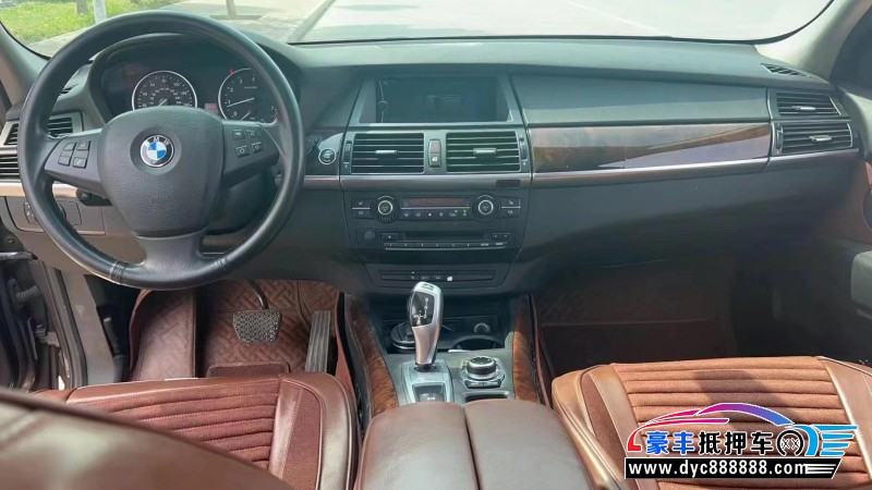 13年宝马X5SUV抵押车出售