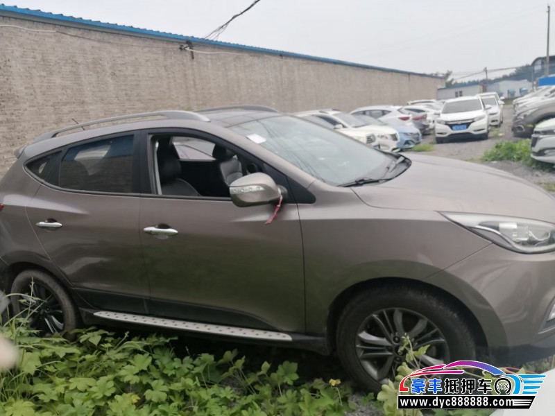 15年现代ix35轿车抵押车出售