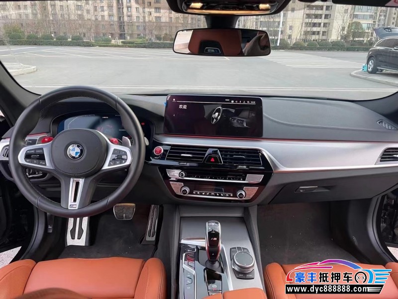 21年宝马M5轿车抵押车出售