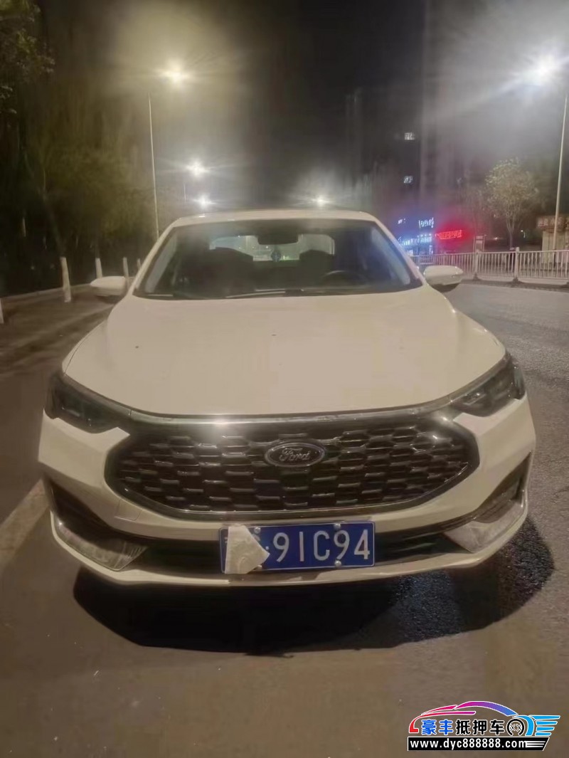 21年福特福睿斯轿车抵押车出售